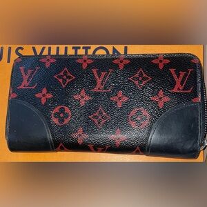 Louis Vuitton Infrarouge Black and Red Monogram Zippy Wallet